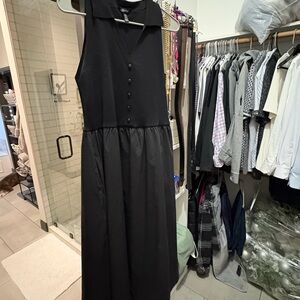 Ellen Tracy Black Sleeveless Maxi Dress with Collared V-Neck